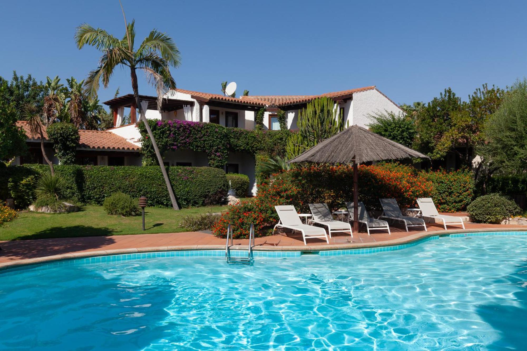 Nora Club Hotel & Spa Pula Esterno foto
