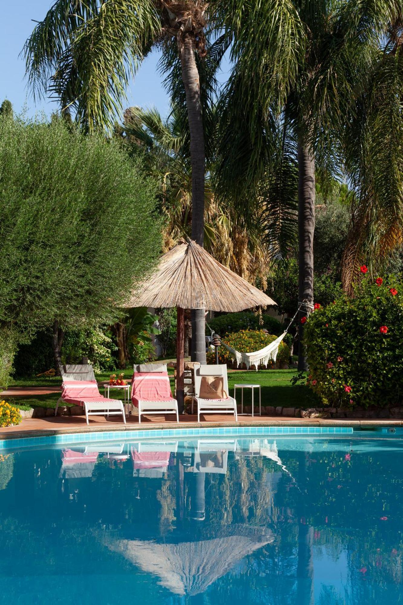 Nora Club Hotel & Spa Pula Esterno foto