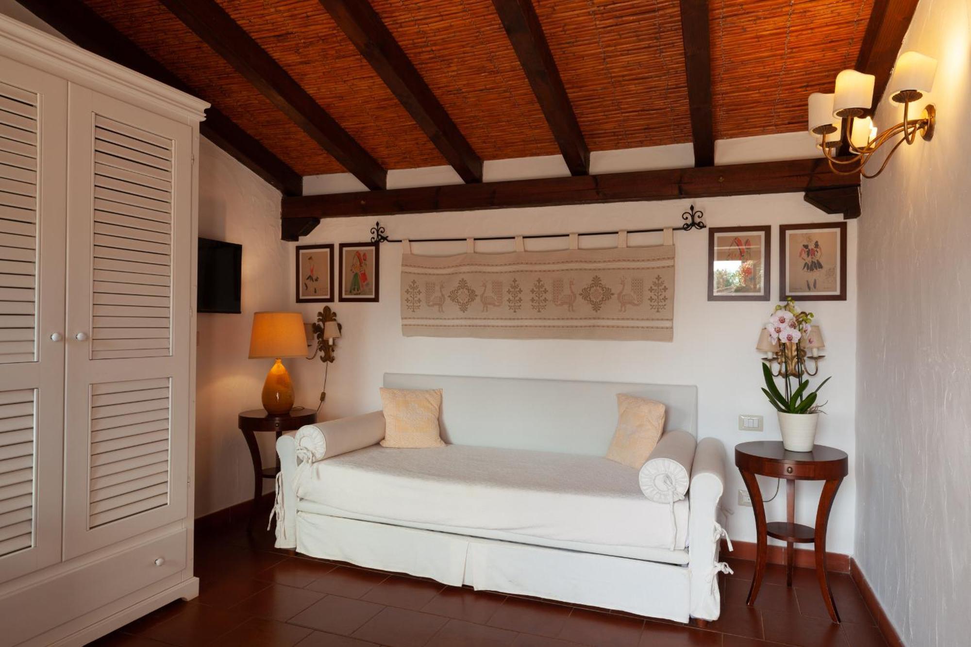 Nora Club Hotel & Spa Pula Esterno foto